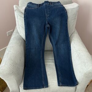 Soft Surroundings Blue Denim Boot Cut Jeans. Stretchy Waist-Pull On. Size Small